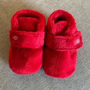 New, baby Ugg Booties